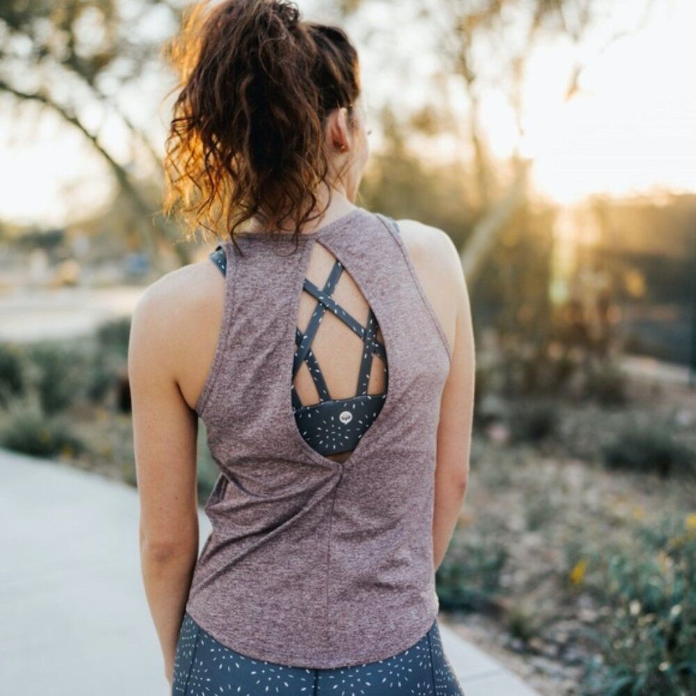 Senita Athletics Window Tank Fossil Size Small